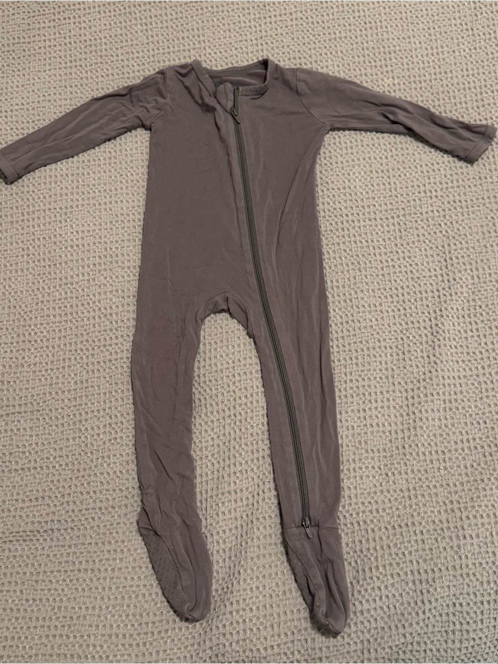 Kyte Baby Toddler Footed One-Piece Zippered Romper - Gray